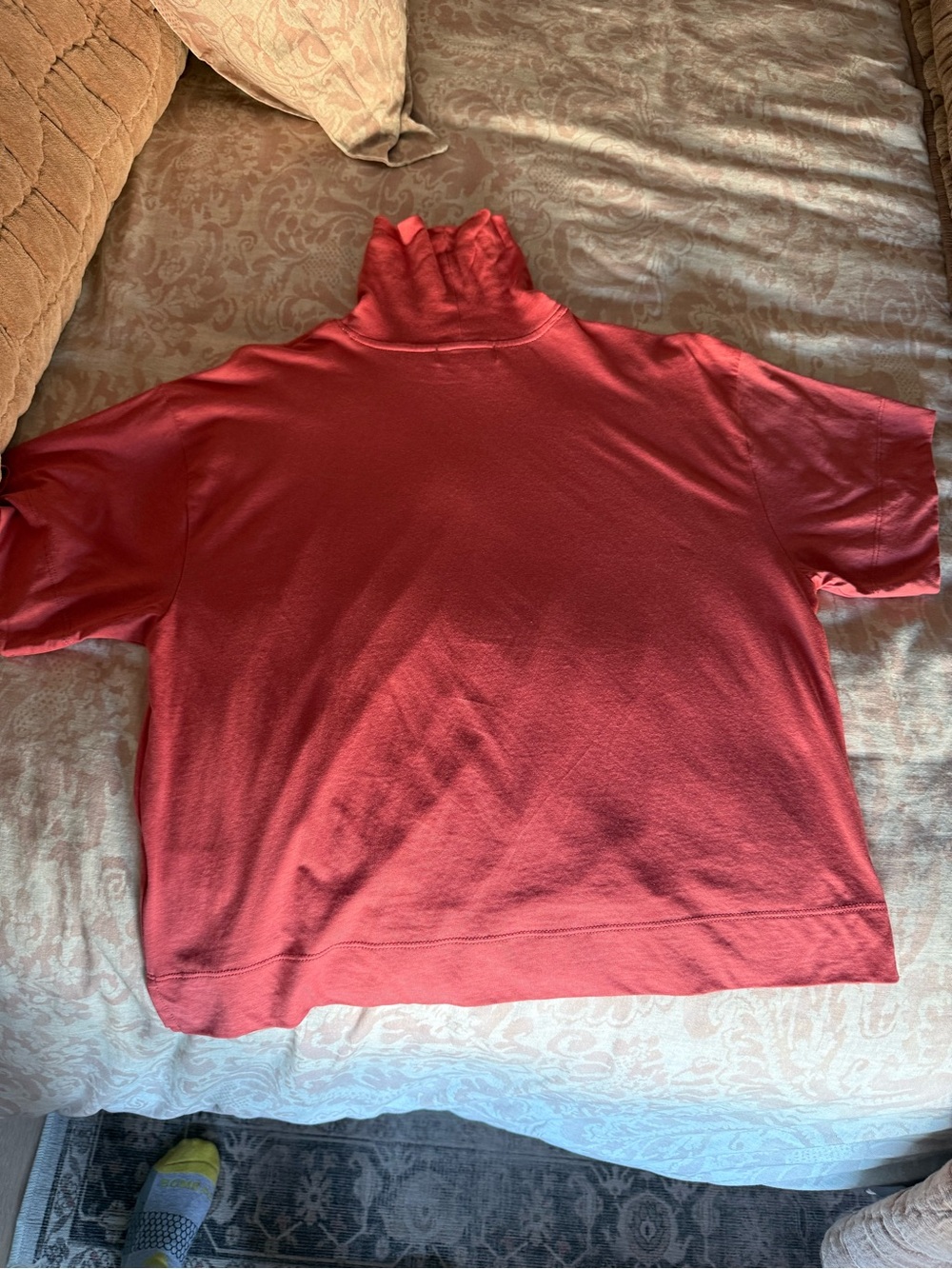 Nation salmon/coral Short Sleeve Turtleneck Size Small